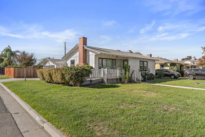 920 Claire Avenue, House other with 3 bedrooms, 1 bathrooms and null parking in Corcoran CA | Image 2