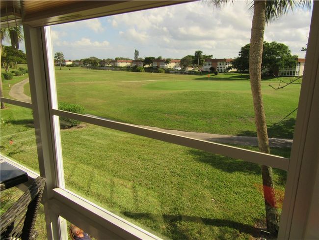 APT-201 - 105 Spring Lake Ct, House attached with 2 bedrooms, 2 bathrooms and null parking in Vero Beach FL | Image 24
