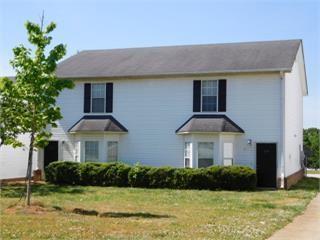 Westchester Cir, Athens, GA 30606