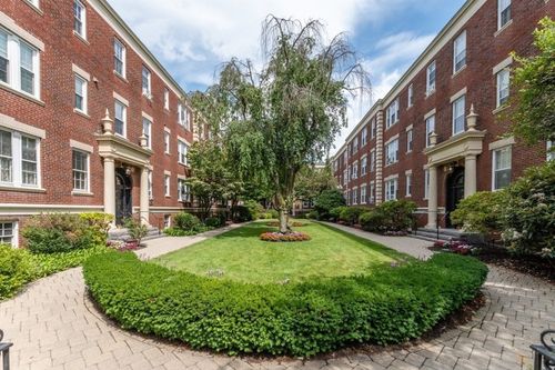 b1-63 Babcock St, Brookline, MA, 02446-5977 | Card Image