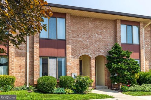 414-414 Stonybrook Dr, West Norriton, PA, 19403-2728 | Card Image