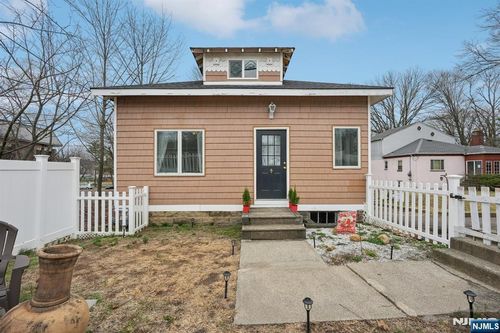 1492 Alps Rd, Wayne, NJ, 07470-3635 | Card Image