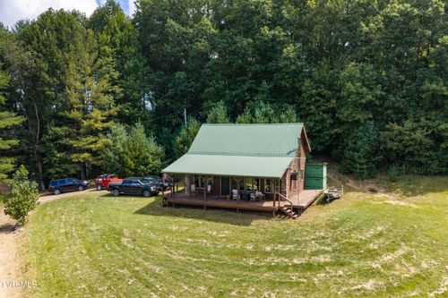 899 Avery Branch Rd, Mountain City, TN, 37683-6532 | Card Image