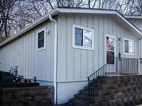 4701 Roe Ln, Roeland Park, KS, 66205-1133 | Card Image