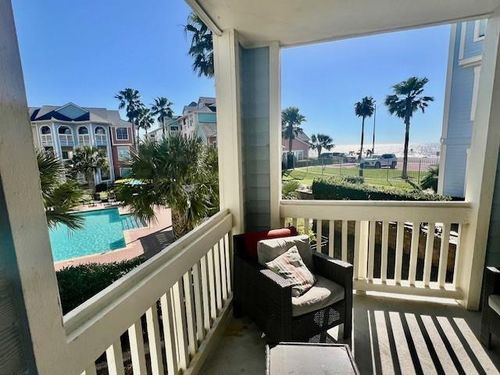 524-7000 Seawall Blvd, Galveston, TX, 77551-2080 | Card Image