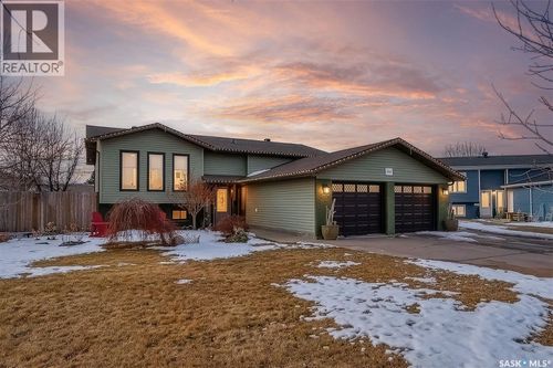 1149 Prince Charles Pl, Moose Jaw, SK, S6H7V2 | Card Image