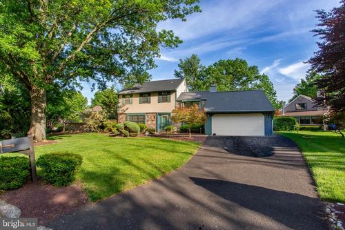 19 Seton Hill Ct, SOUTHAMPTON, PA, 18966-2613 | Card Image