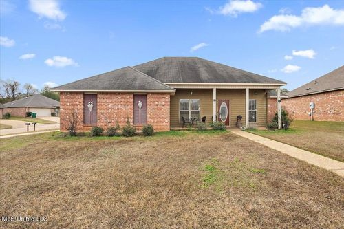 469 Fairway Ave, Byram, MS, 39272-5527 | Card Image