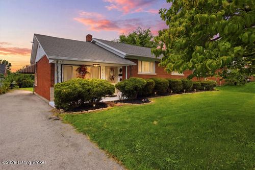3115 Hikes Ln, Louisville, KY, 40220-2004 | Card Image