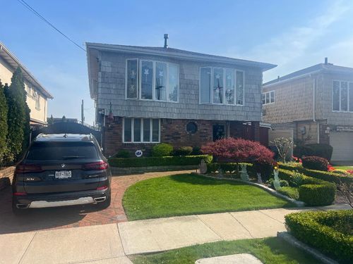 84 164th Ave, Howard Beach, NY, 11414-3612 | Card Image