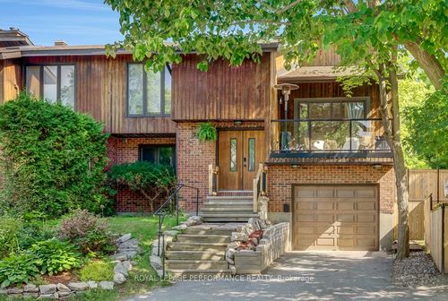 510 Foxview Pl, Ottawa, ON, K1K4C4 | Card Image