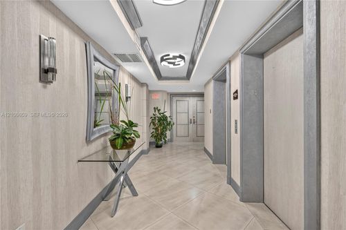 3402-17555 Collins Ave, Sunny Isles Beach, FL, 33160 | Card Image