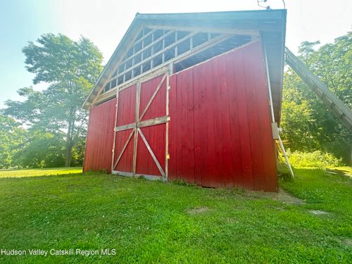 26 Noble St, Coxsackie, NY, 12051-1522 | Card Image
