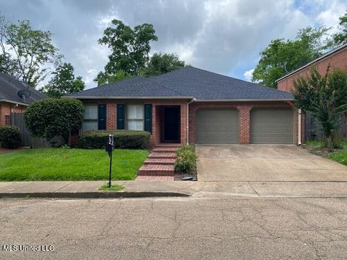 14 Robinwood Pl, Jackson, MS, 39211-2405 | Card Image