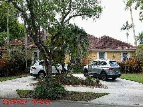 1030 Pine Branch Dr, Weston, FL, 33326-2841 | Card Image