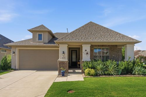 12621 Gritstone Dr, Denton, TX, 76207-5720 | Card Image