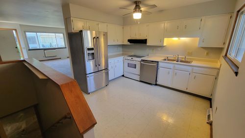 4015 Claire St, Madison, WI, 53716-1139 | Card Image