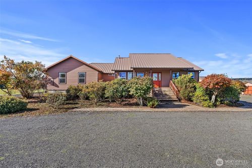 395 Ceres Hill Rd, Chehalis, WA, 98532-9227 | Card Image