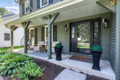 705 Potomac Ave, Naperville, IL, 60565-3422 | Card Image