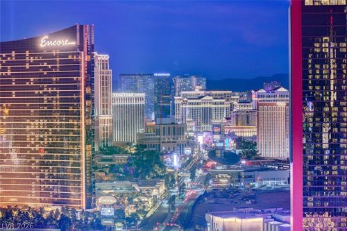 4002-2700 Las Vegas Blvd S, Las Vegas, NV, 89109-1174 | Card Image