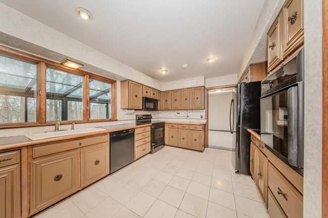 4710 Cove Rd, House other with 4 bedrooms, 4 bathrooms and null parking in West Bloomfield MI | Image 21