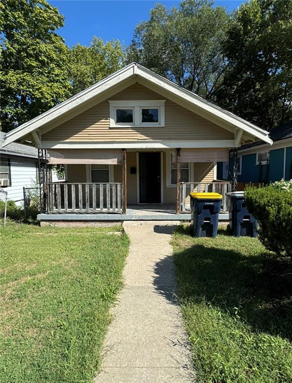 Monroe Ave, Kansas City, MO 64128
