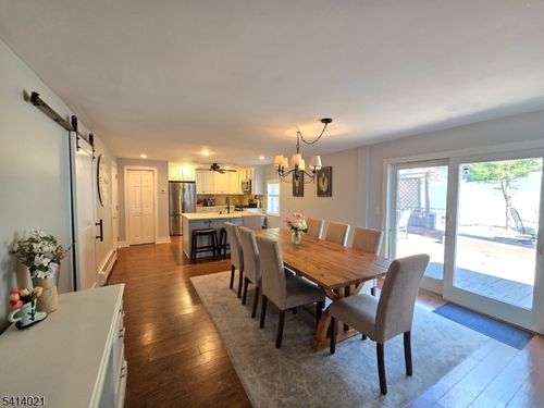 7 Oakwood Trl, Kinnelon, NJ, 07405-3115 | Card Image