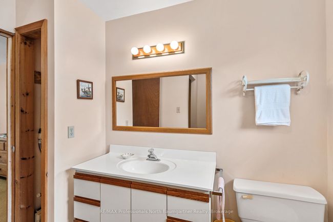 1230 N Shore Rd, House other with 2 bedrooms, 2 bathrooms and 9 parking in Algonquin Highlands ON | Image 23