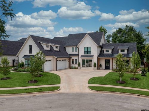 1555 Maple Cir, Tyler, TX, 75703-6123 | Card Image