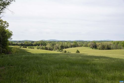 3729 Reas Ford Ln, EARLYSVILLE, VA, 22936-2450 | Card Image