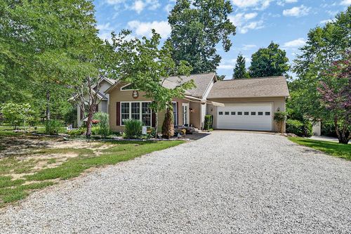 504 Ridgetop Dr, Jamestown, TN, 38556-2964 | Card Image