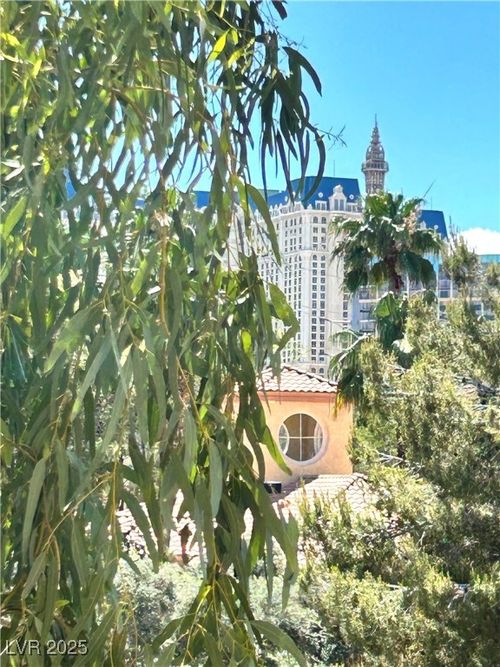 205-270 E Flamingo Rd, Las Vegas, NV, 89169-0321 | Card Image