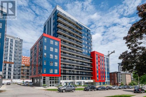 186-258A Sunview Street, Waterloo, ON, N2L0H6 | Card Image