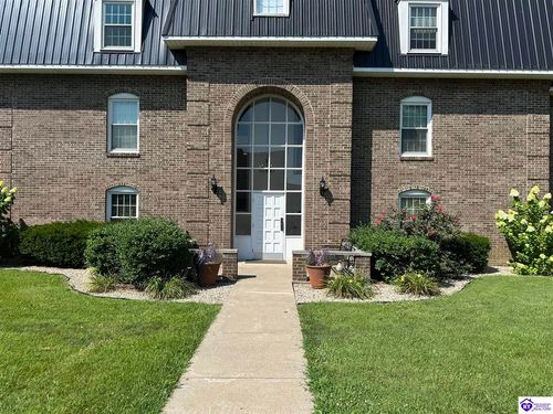 freeman-green-2b-bldg-d-107 Freeman Green Drive, Elizabethtown, KY, 42701 | Card Image