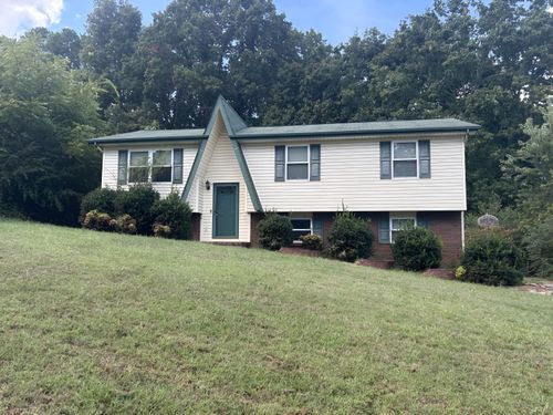 915 Crest Dr, Chickamauga, GA, 30707-3207 | Card Image