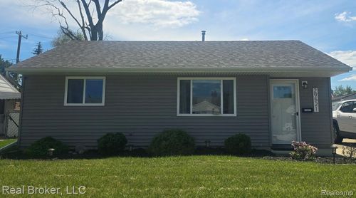 29521 Florence Street, Garden City, MI, 48135 | Card Image