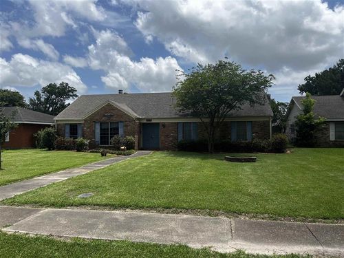 2430 19th Street, Lake Charles, LA, 70601 | Card Image