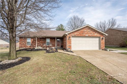 2444 Mallard Run, Jeffersonville, IN, 47130-8032 | Card Image