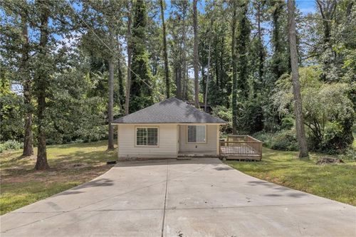 332 Lee St, Forest Park, GA, 30297-2442 | Card Image