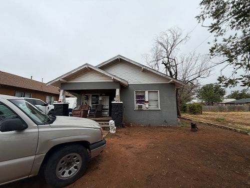 406 E 12th St, Sweetwater, TX, 79556-2434 | Card Image