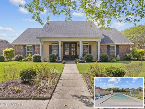 618 Courtyard Dr, Opelousas, LA, 70570-8652 | Card Image