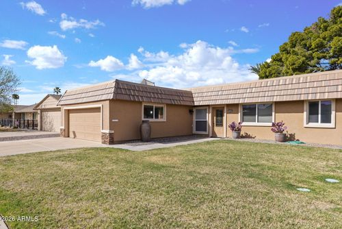 10442 W Prairie Hills Cir, Sun City, AZ, 85351-1821 | Card Image
