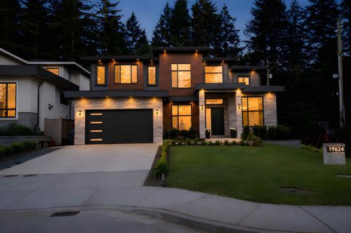 19624 31a Ave, Langley, BC, V2Z0B2 | Card Image