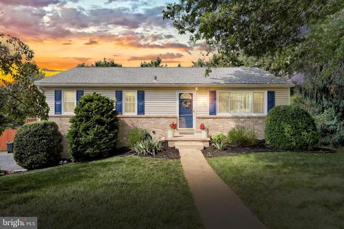 120 Susan Dr, DALLASTOWN, PA, 17313-1708 | Card Image