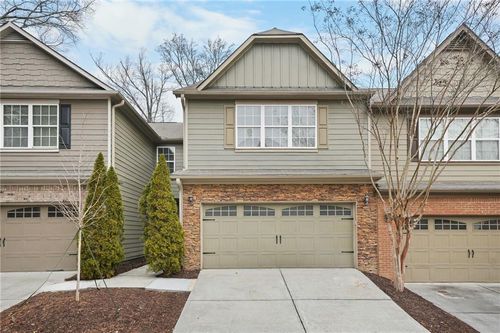 2324 Whiteoak Ln Se, Smyrna, GA, 30080-7427 | Card Image