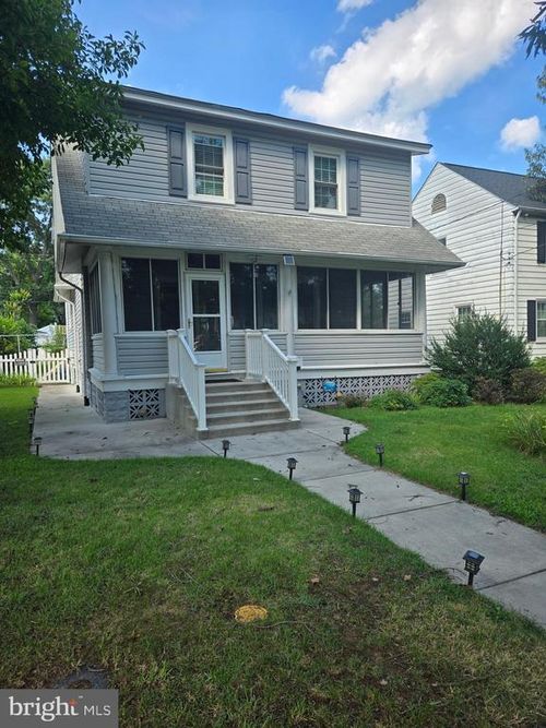 106 3rd Ave Se, GLEN BURNIE, MD, 21061-3635 | Card Image