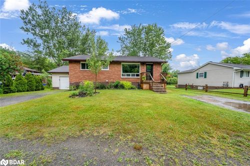 21 Louisa St, Parry Sound, ON, P2A2V3 | Card Image