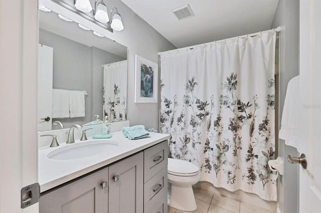 UNIT-1215 - 9641 Castle Point Dr, Condo with 2 bedrooms, 2 bathrooms and null parking in Sarasota FL | Image 28