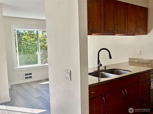apt-306-3233 Ne 12th St, Renton, WA, 98056-3476 | Card Image