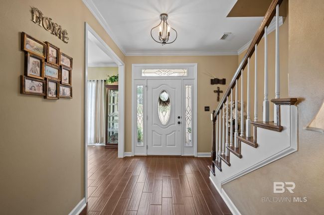 Entrance Foyer | Image 9